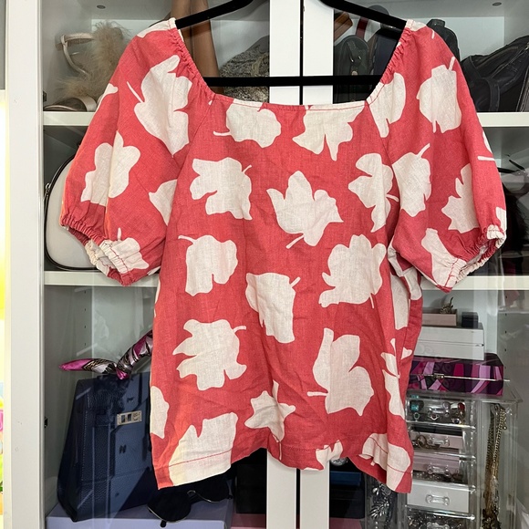 Coral Patterned Button Down Top Size 8 - Picture 4 of 4